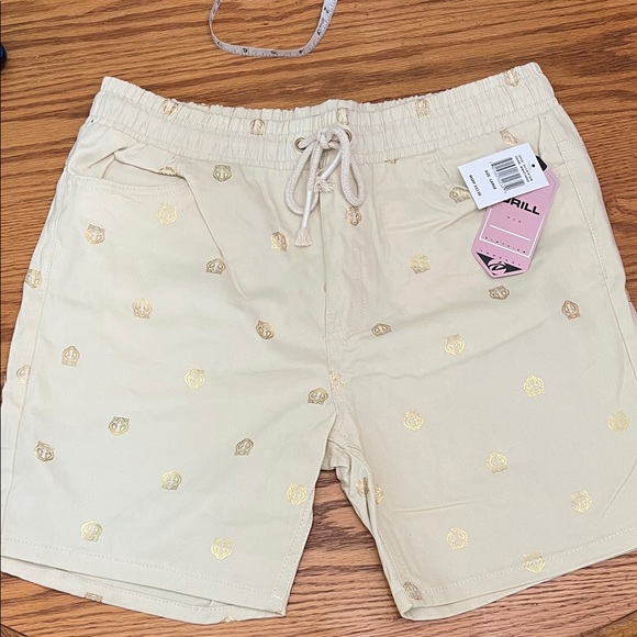 NWT Drill Clothing Company Gold Tiger Patterned Beige Shorts - Picture 1 of 7